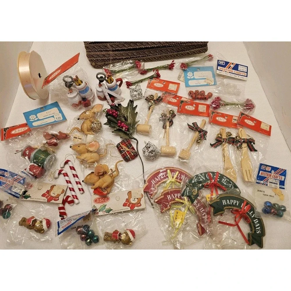 Vintage 50pc Lot Vintage Christmas Ornament Crafting Arrangement Floral